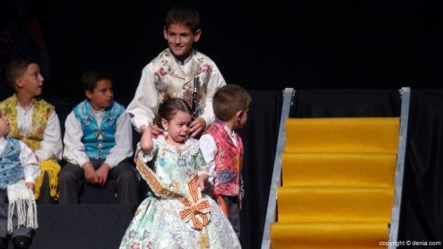 21 Presentación Infantil París Pedrera 2016 Comisión infantil