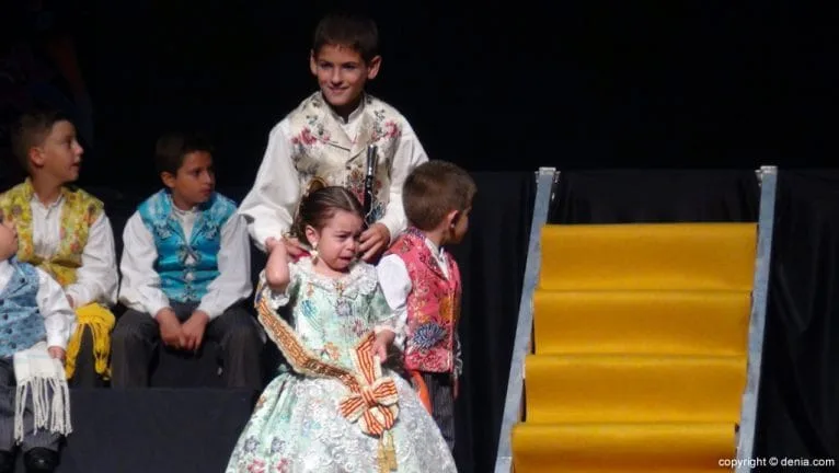 Presentación Infantil París Pedrera 2016 - Comisión infantil