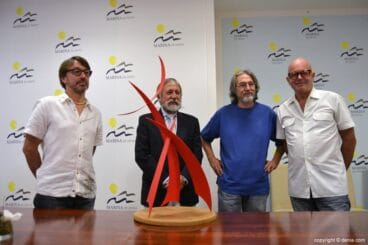 Apoyo de Marina de Dénia al escultor Teo San José