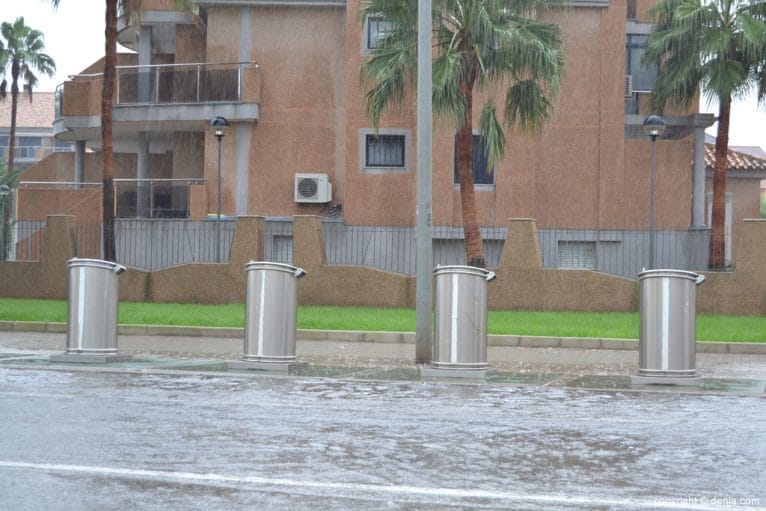 Carretera de Les Marines durante las lluvias