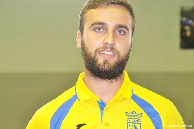 César Villar