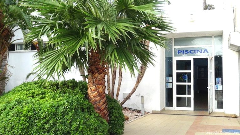 Entrada piscina Club Natació Dénia