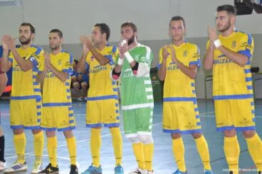 Jugadores del Dénia Futsal antes de un partido