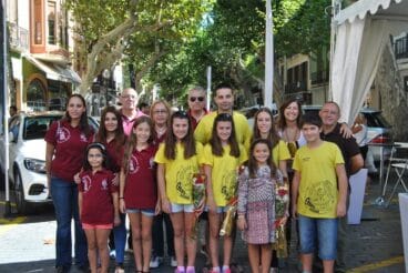 Junta Local Fallera en la inauguración de la Feria del Motor