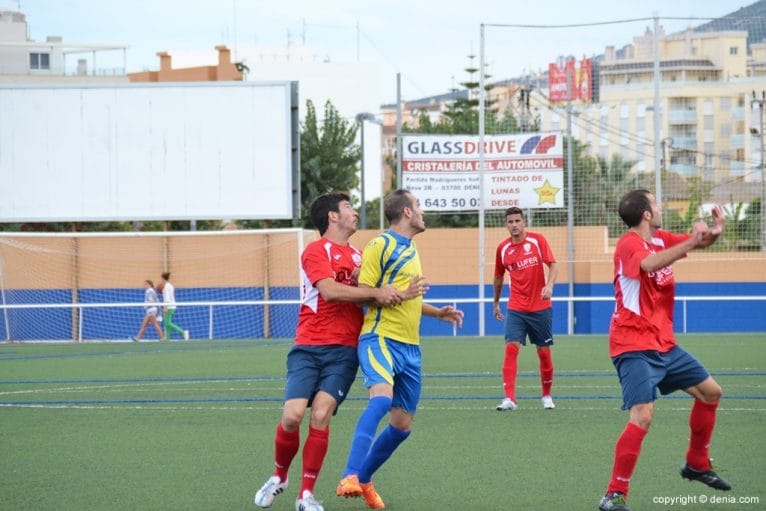 Panucci muy marcado por Rubén