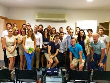 Participantes en la jornada de venta online de Jovempa