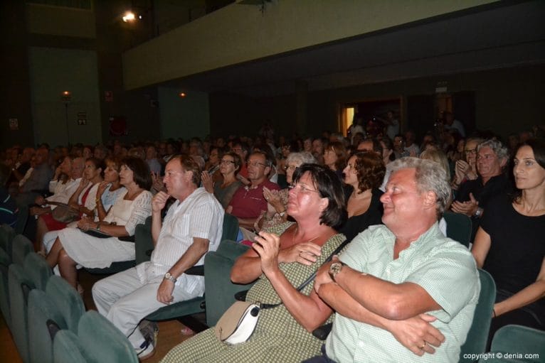 Público asistente a las Jornadas de Guitarra de Dénia