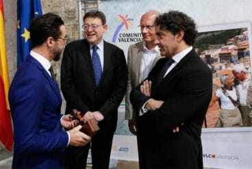 Quique Dacosta y Vicent Grimalt con Ximo Puig