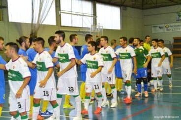 Saludos entre el Elche CF