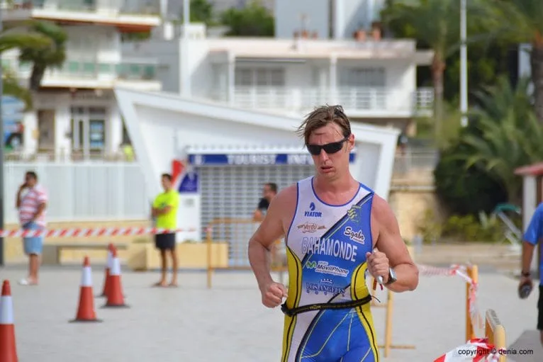 Víctor Bahamonde en el tramo de carrera a píe