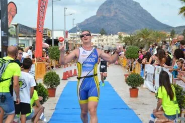 Víctor Bahamonde entrando en meta