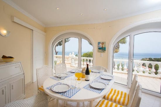 comedor villa colina