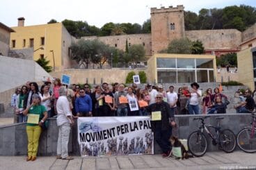 Manifestación por los refugiados en Dénia – Plaza del Consell