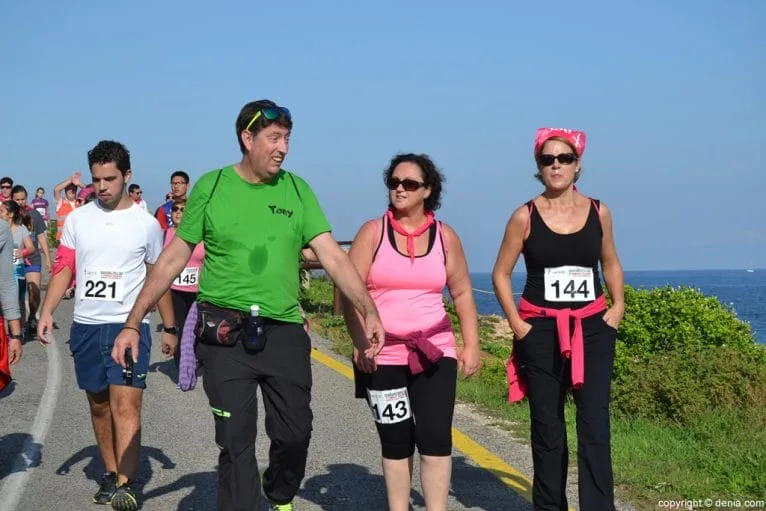 Caminata solidaria AECC - Caminantes