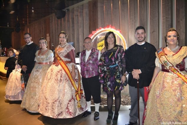 03 Presentación Falla Centro 2016 Recepción de invitados