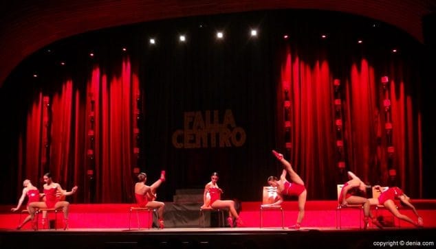 05 Presentación Falla Centro 2016 Ballet de Patricia Sentí