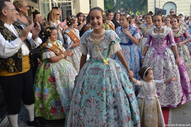 Presentación infantil Baix la Mar 2016 - Llegada de la comisión