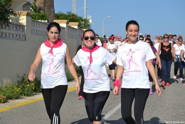 063 Caminata solidaria AECC Caminantes