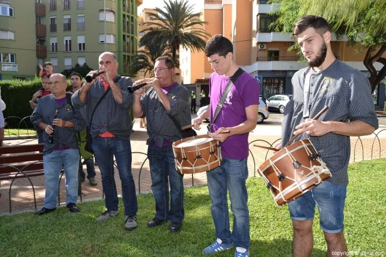 Colla La Xareta en el 9 d'Octubre de Comrpomís