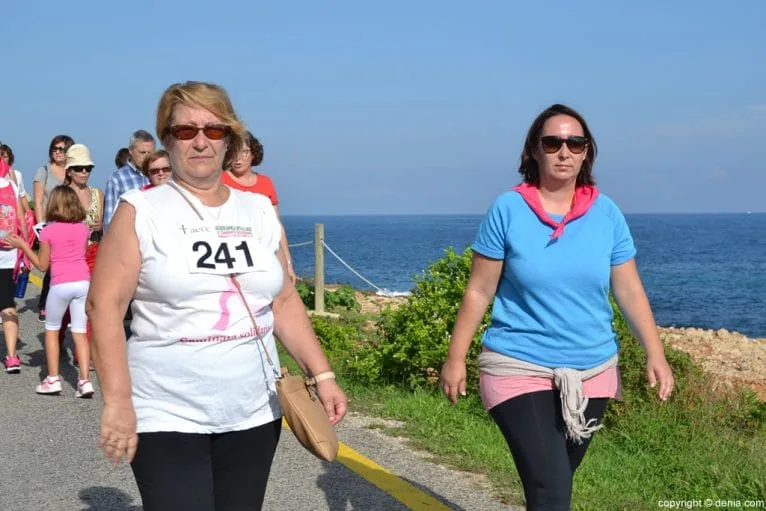 Caminata solidaria AECC - Caminantes