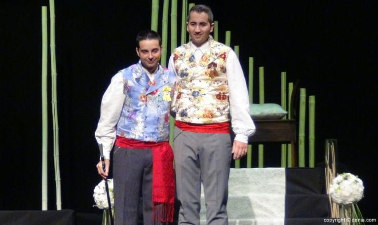 13 Presentación Oeste 2015 - Intercambio de bastones