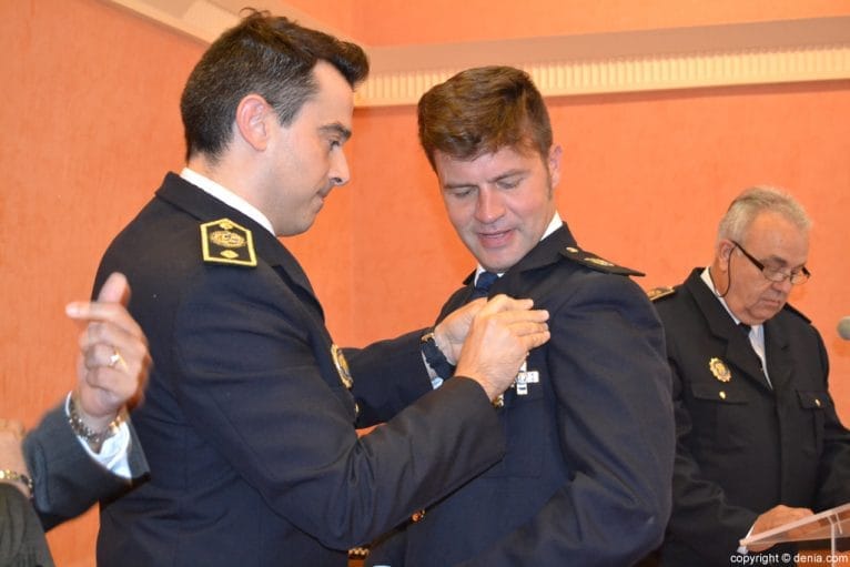 Día de la Policía Dénia - Imposición de medallas
