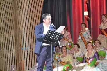 Presentación Falla Centro 2016 – Padre de Rocío