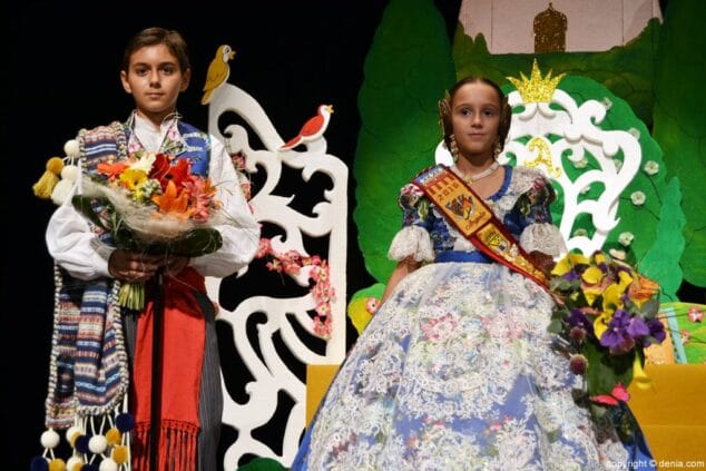 40 Presentación infantil Darrere del Castell 2016 Abel y Ángela