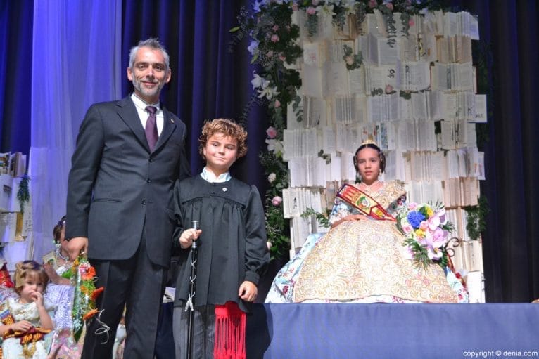 Presentación infantil Falla Centro 2016 - Presidente FEMMICC