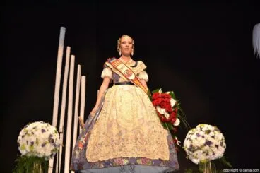 48 Presentación Oeste 2015 Tania Carrió