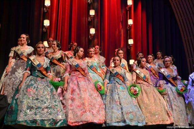 51 Presentación Falla Centro 2016 Corte de honor de Rocío Pérez