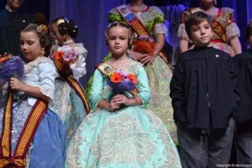 Presentación infantil Falla Centro 2016 – Comisión