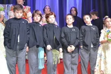 Presentación infantil Falla Centro 2016 – Comisión