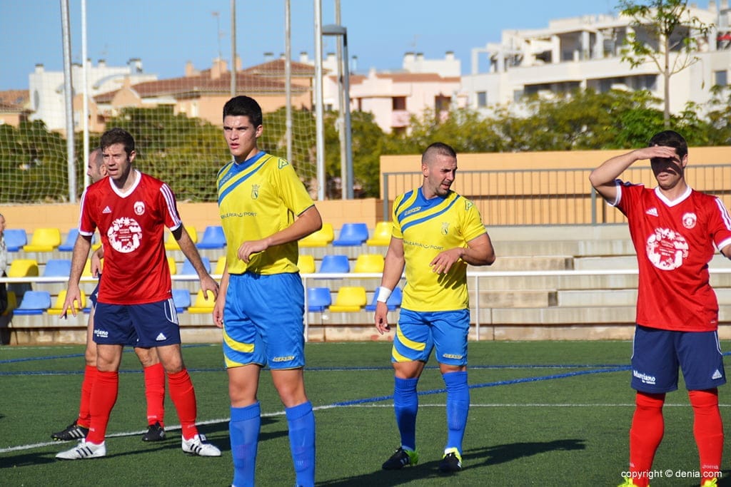 Alberto Morera esperant un centre