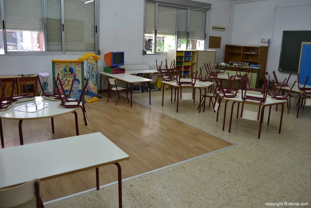 Aula para alumnos de dos años en el colegio Cervantes