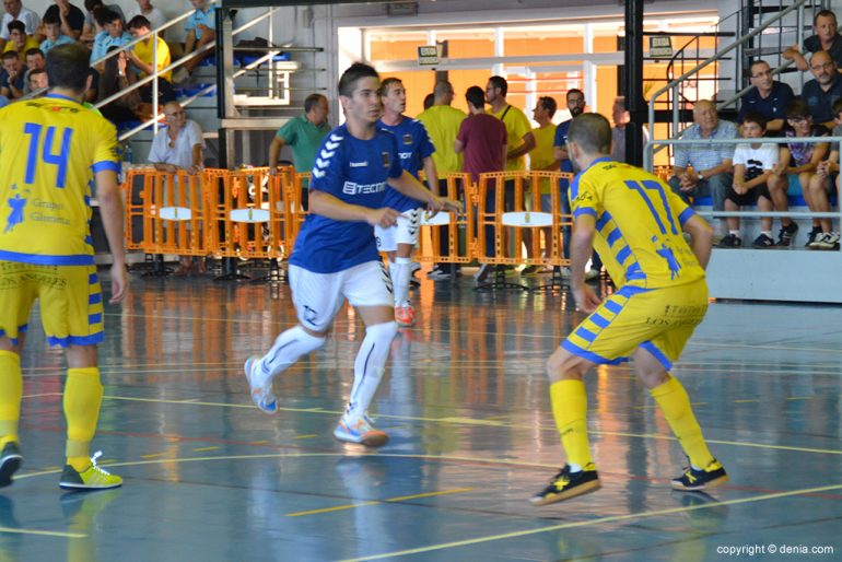 El Dénia Futsal defendiendo