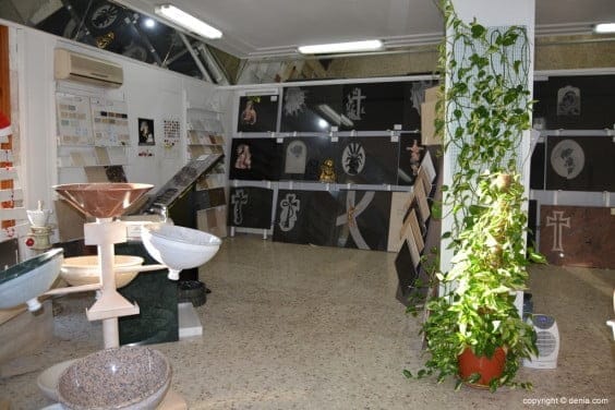 Exposición de Lápidas en Marbrestone