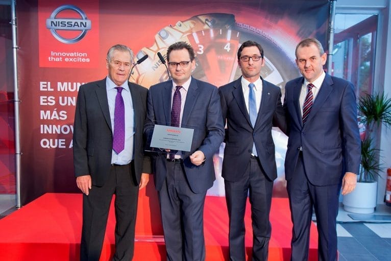 Foto familia Nissan Almenar
