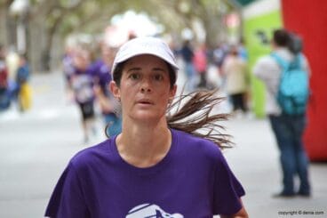 Iris Walthon entrando en meta