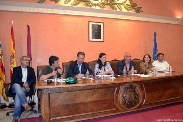 La Consellera de Sanidad se reúne en Dénia