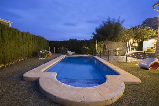 Piscina aurora