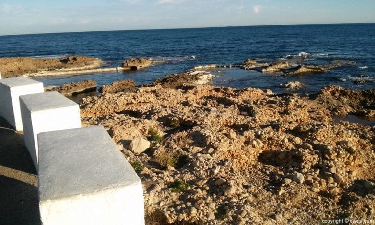Playa Les Rotes - Arenetes
