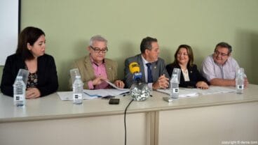 Rueda de prensa tras la reunión del patronato de la UNED de Dénia