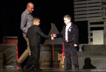 Presentación infantil falla Diana 2016 – Entrega del bastón de presidente