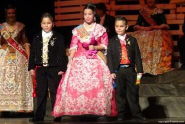 Presentación infantil falla Diana 2016 – Comisión infantil