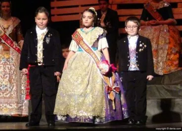Presentación infantil falla Diana 2016 – Comisión infantil