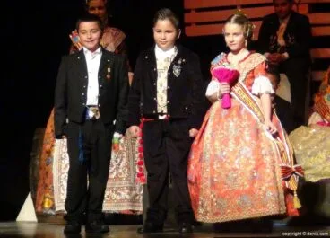 Presentación infantil falla Diana 2016 – Comisión infantil