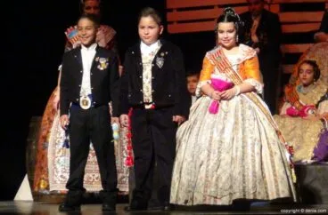 Presentación infantil falla Diana 2016 – Comisión infantil