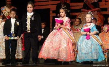 Presentación infantil falla Diana 2016 – Comisión infantil