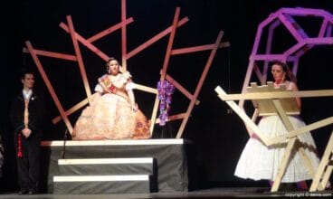 28 Presentación Falla Diana 2016 Presentadora